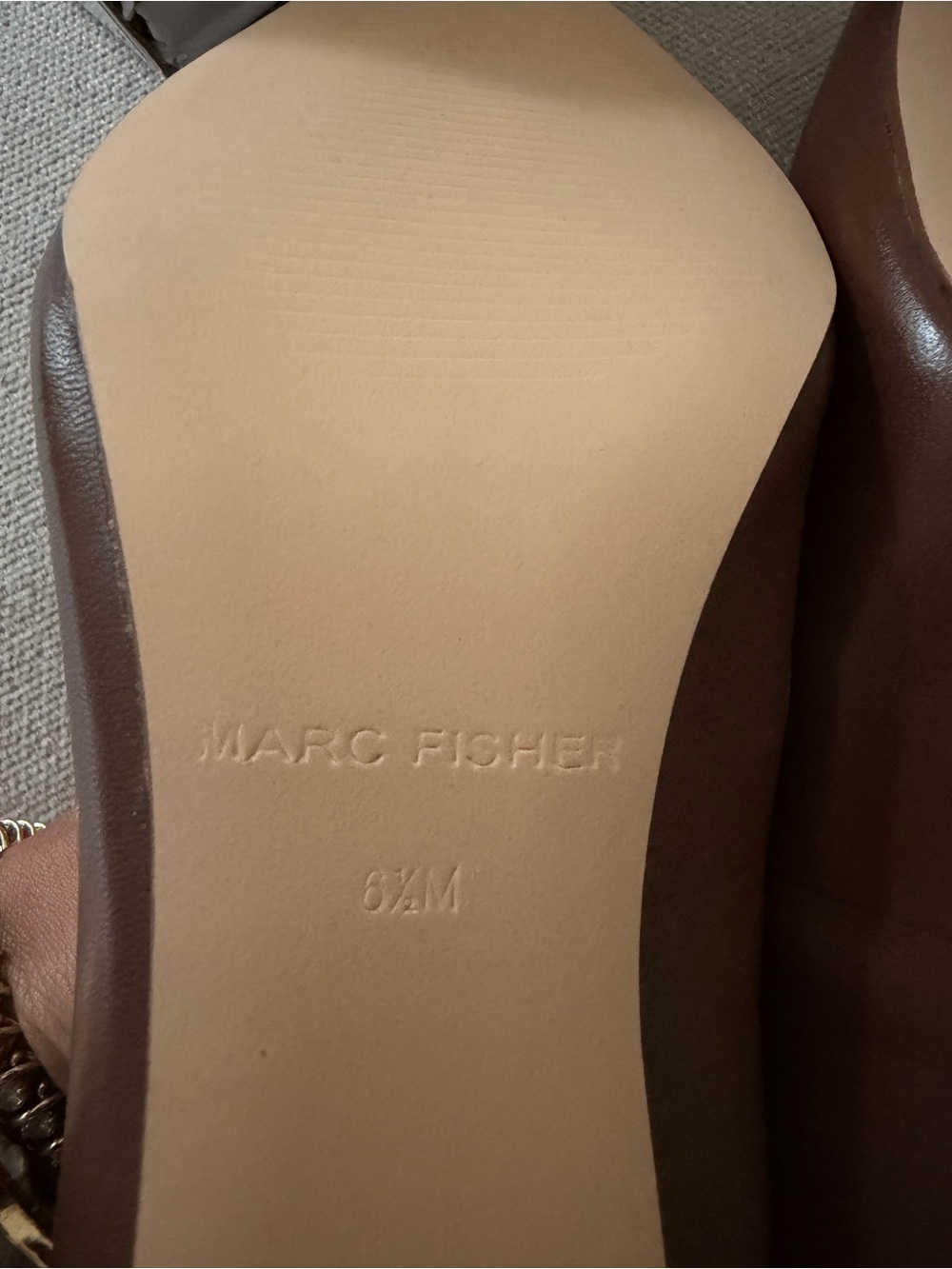 Marc Fisher Alola Brown Leather Pointed Toe Pumps 6.5 - Picture 5 of 6